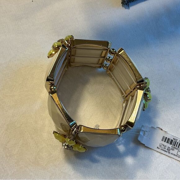 Cream and Yellow Floral Wide Bracelet - Picture 7 of 7